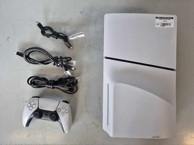 1tb Disc Slim PS5 Console w/Controller/Cables (32178686)