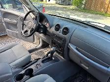 2007 Jeep Liberty Sport - Photo 8