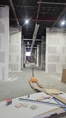 looking for construction worker - Photo 4