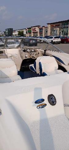 Bayliner Capri boat - Photo 4