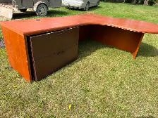 office desk - Photo 4