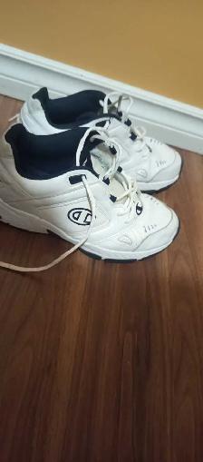 women shoes sizes 7-10.5 - Photo 2