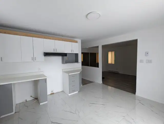 4½ entièrement rénové — Vieux-Terrebonne