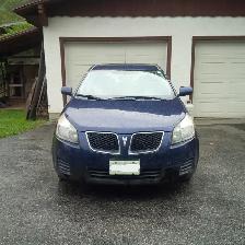 2009 Pontiac Vibe FWD - reliable, great on gas, & low kilometres - Photo 2