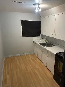 Forest lawn one bedroom for rent - Photo 2