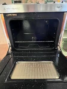 Vintage Stove - Photo 2