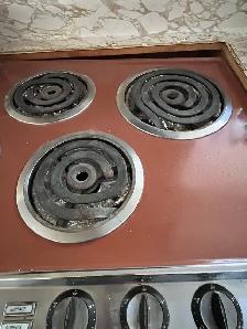 Vintage Stove - Photo 6