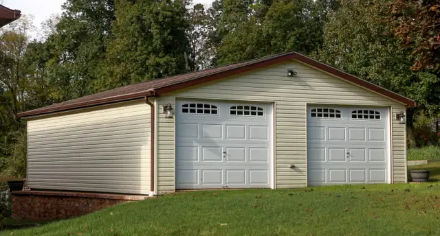 Looking For A Garage/Shop For Rent