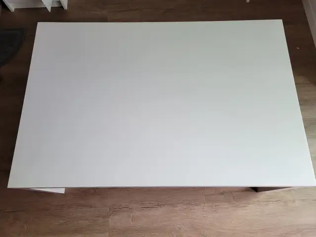 Large coffee table and medium desk
