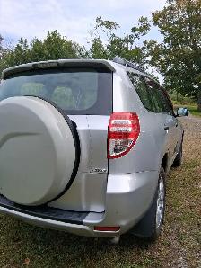 2010 Toyota Rav4 4x4 - Photo 4