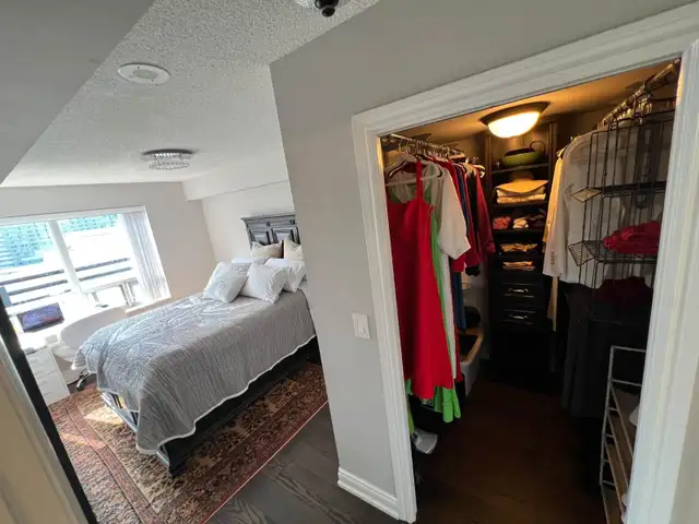 Furnished MasterBedroom Bathroom,in 3-Bed Luxury Condo,Kink/John