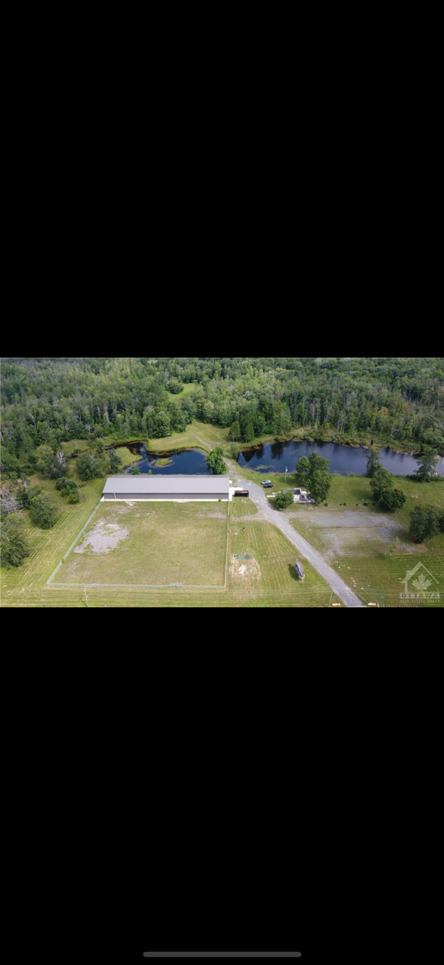 12,000 Sq Ft Heated Warehouse & 47 Acres – Morrisburg