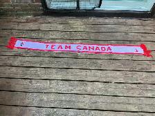 TEAM CANADA Never Worn 72 Inches Scarf !