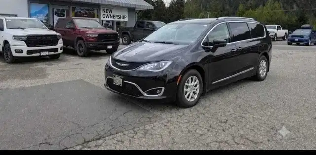2022 Chrysler Grand Caravan SXT
