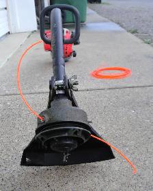 HOMELITE 2 CYCLE GAS GRASS / WEED TRIMMER - Photo 4