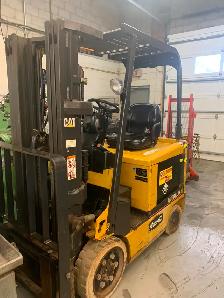 CAT Forklift