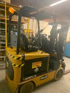 CAT Forklift - Photo 5