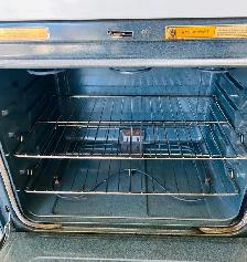 Smooth-Top Electric Range - Photo 2