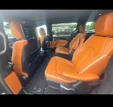 2024 Chrysler Pacifica Pinnacle - Photo 7