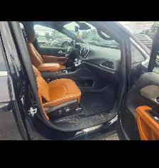 2024 Chrysler Pacifica Pinnacle - Photo 9
