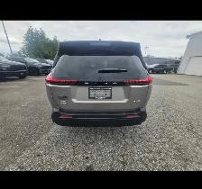 2026 Toyota Rav4 XLE Hybrid - Photo 4