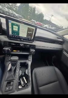 2026 Toyota Rav4 XLE Hybrid - Photo 6
