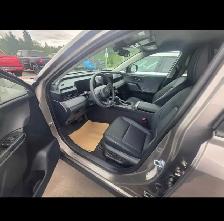 2026 Toyota Rav4 XLE Hybrid - Photo 7