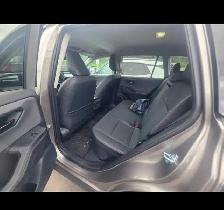2026 Toyota Rav4 XLE Hybrid - Photo 8