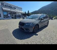 2024 Chrysler Pacifica Hybrid Premium S