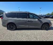 2024 Chrysler Pacifica Hybrid Premium S - Photo 3