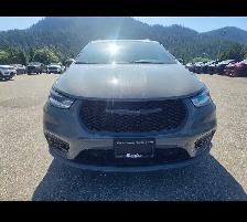 2024 Chrysler Pacifica Hybrid Premium S - Photo 5