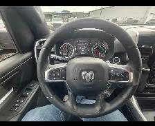 2026 Ram 1500 Black Express - Photo 6