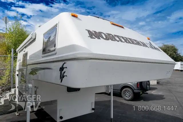 2017 Northern Lite Special Edition 10.2