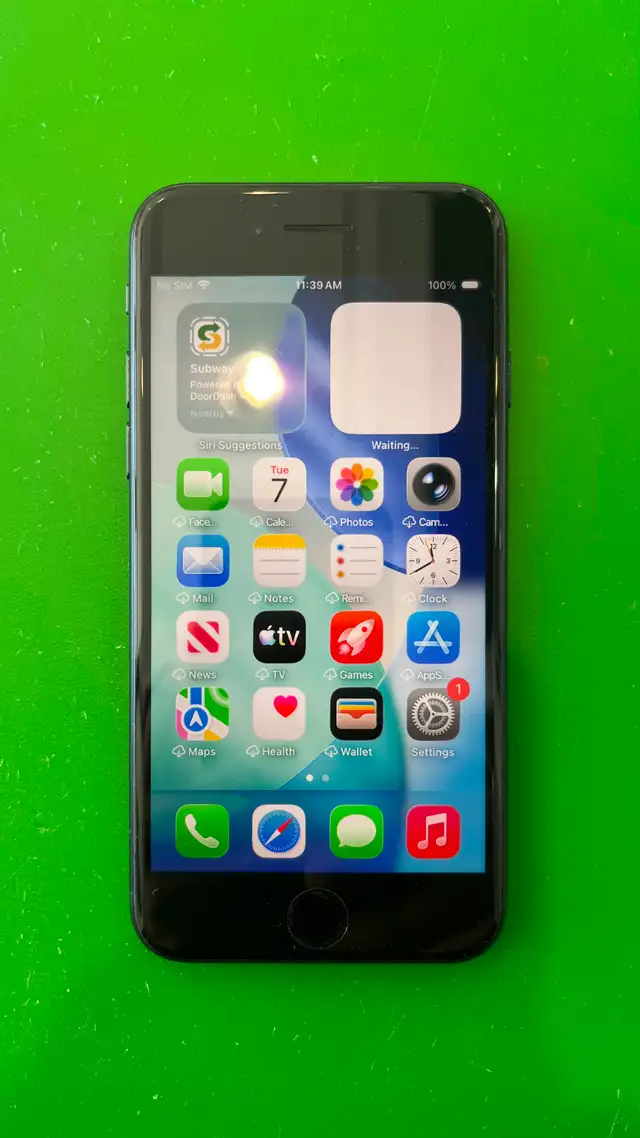 Apple iPhone SE 2022, 3rd Generation, 128GB
