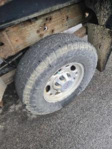 2008 GMC 2500 HD 4x4 Truck for sale - Photo 3
