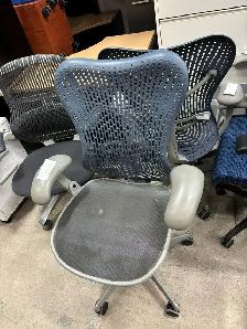 Herman Miller Mirra Chair(Fixed Arms)-Call Us Now! - Photo 2