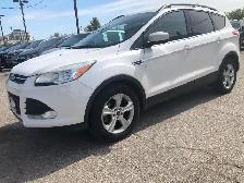 2015 Ford Escape SE - Photo 2