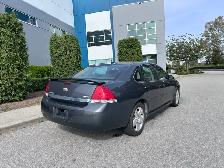2010 Chevrolet Impala 4dr Sdn LT - Photo 3