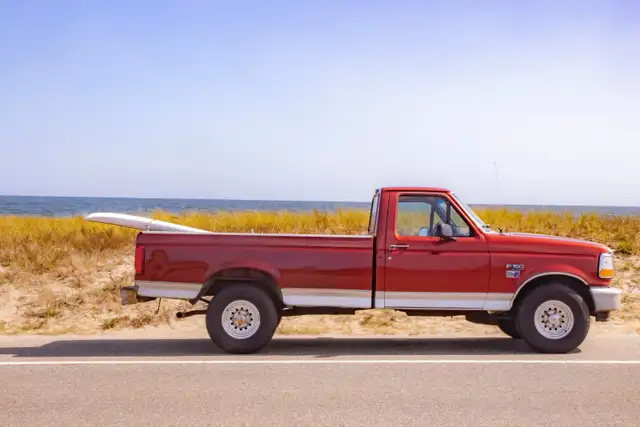 Pick up Truck Guy/289-228-2734