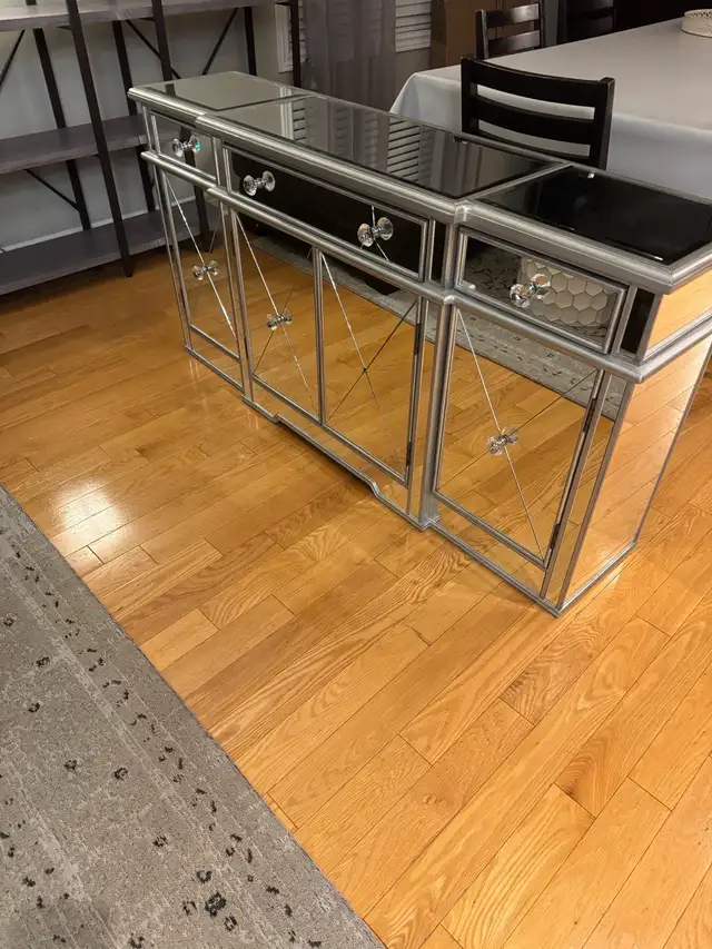 Mirrored  cabinets