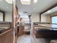 2014 Camper 950S - Photo 8