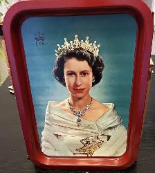 British Royalty Collectibles (Tin Tray, Magazines)