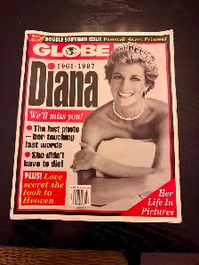 British Royalty Collectibles (Tin Tray, Magazines) - Photo 3