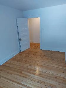 1 Bedroom Sandy Hill Apartment for Rent (255 Daly Ave) - Photo 8