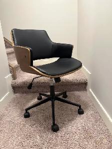 Contemporary GALT Office Chair With Solid Walnut Veneer Finish