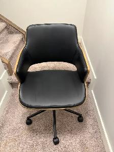 Contemporary GALT Office Chair With Solid Walnut Veneer Finish - Photo 2