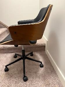 Contemporary GALT Office Chair With Solid Walnut Veneer Finish - Photo 3