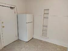 3 Bedroom Sandy Hill Apartment for Rent (92 Blackburn Ave) - Photo 8