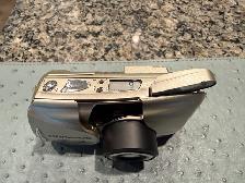 Olympus Stylus Epic Zoom 80 DLX Point-and-Shoot Camera - Photo 3