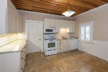 Well Priced 3 Bedroom Detached Home - Georgina - Photo 4